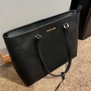 Large Michael Kors Shoulder Tote
